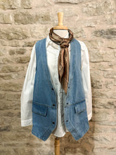 Load image into Gallery viewer, 35x35 Wild Rag