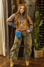 Load image into Gallery viewer, The Leopard Barrel Jeans