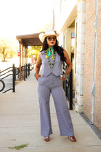 Load image into Gallery viewer, The Luling Bottoms