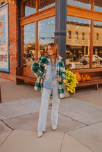 Load image into Gallery viewer, The Pam Jeans