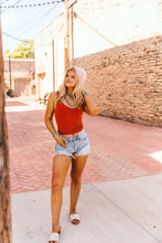 Load image into Gallery viewer, The Arden Top in Chili