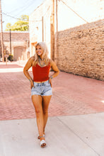 Load image into Gallery viewer, The Arden Top in Chili