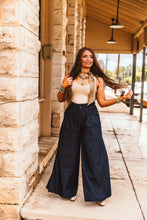 Load image into Gallery viewer, The Tropez Trousers