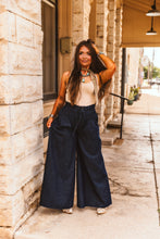 Load image into Gallery viewer, The Tropez Trousers