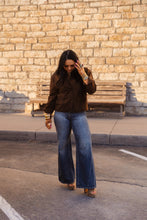 Load image into Gallery viewer, The Lovers Spur Top