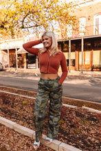 Load image into Gallery viewer, The Saddle Breeze Cropped Hoodie in Baked Clay