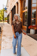 Load image into Gallery viewer, The Zoie Top