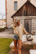 Load image into Gallery viewer, The Lainey Button Up Top