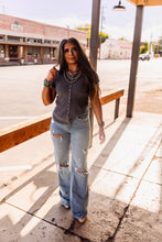 Load image into Gallery viewer, The Wesson Top in Charcoal
