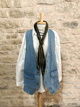 Load image into Gallery viewer, 35x35 Wild Rag