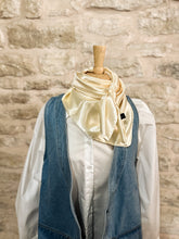 Load image into Gallery viewer, 35x35 Wild Rag