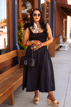 Load image into Gallery viewer, The Credence Midi Dress