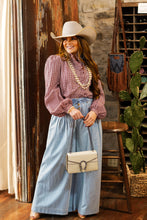 Load image into Gallery viewer, The Don’t Fence Me In Pants in Light Wash