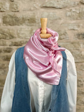 Load image into Gallery viewer, 35x35 Wild Rag