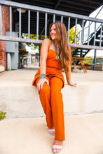 Load image into Gallery viewer, The Lawton Bottom