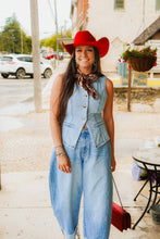 Load image into Gallery viewer, The Lamar Top