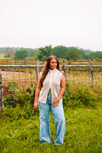 Load image into Gallery viewer, The Mae Vest