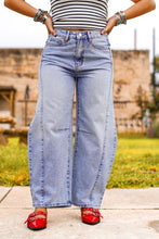 Load image into Gallery viewer, The Aiblee Barrel Jeans