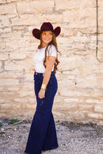 Load image into Gallery viewer, The Leroy Dark Wash Jeans