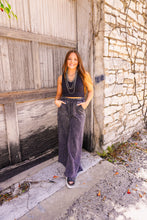 Load image into Gallery viewer, The Robin Wide Leg Pants in Charcoal