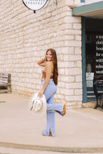 Load image into Gallery viewer, The WG Bareback Jeans