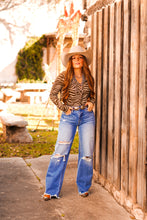 Load image into Gallery viewer, The Zayd Top in Brown