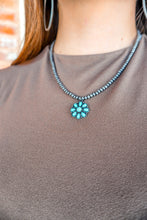 Load image into Gallery viewer, The Roam Faux Necklace
