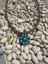 Load image into Gallery viewer, The Roam Faux Necklace
