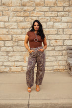 Load image into Gallery viewer, Prairie Prowler Jeans