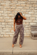 Load image into Gallery viewer, Prairie Prowler Jeans