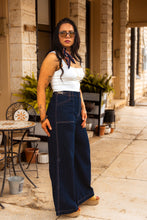 Load image into Gallery viewer, The Shiloh Jeans