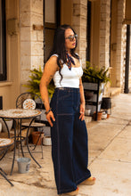 Load image into Gallery viewer, The Shiloh Jeans