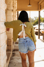Load image into Gallery viewer, The Shiloh Top in Green
