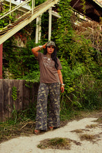 Load image into Gallery viewer, The Greenville Cargo Jeans