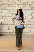 Load image into Gallery viewer, The Dusty Trails Pants in Olive