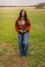 Load image into Gallery viewer, The Howdy Horseshoe Sweater