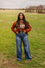 Load image into Gallery viewer, The Howdy Horseshoe Sweater