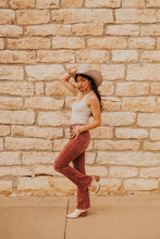 Load image into Gallery viewer, The Camilla Jeans