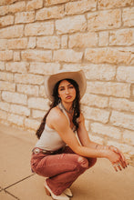 Load image into Gallery viewer, The Camilla Jeans