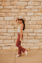 Load image into Gallery viewer, The Camilla Jeans
