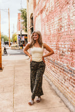 Load image into Gallery viewer, The Hideaway Jeans
