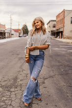 Load image into Gallery viewer, The Canyon Lines Top
