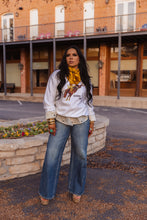 Load image into Gallery viewer, Giddy Up Darlin’ Sweater
