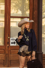 Load image into Gallery viewer, The Saddle Rag Indigo Top
