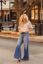 Load image into Gallery viewer, The Pretty in Plaid Top
