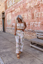 Load image into Gallery viewer, The Summer Lovin’ Top
