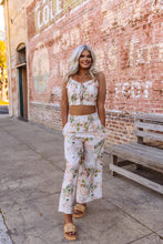 Load image into Gallery viewer, The Summer Lovin’ Top
