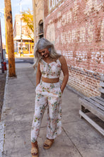 Load image into Gallery viewer, The Summer Lovin’ Top
