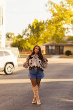 Load image into Gallery viewer, The Sadler Sweater Vest Top
