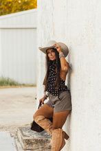 Load image into Gallery viewer, The Wildwood Plaid Shorts
